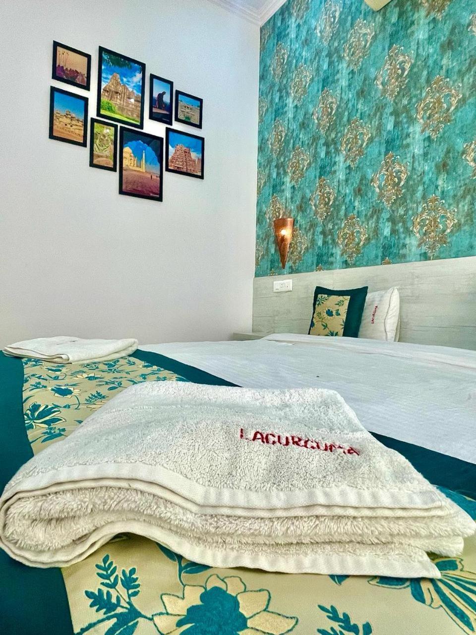 קג'ורהו La Curcuma Luxury Homestay מראה חיצוני תמונה