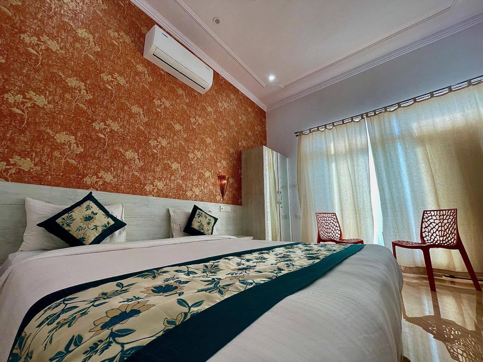 קג'ורהו La Curcuma Luxury Homestay מראה חיצוני תמונה